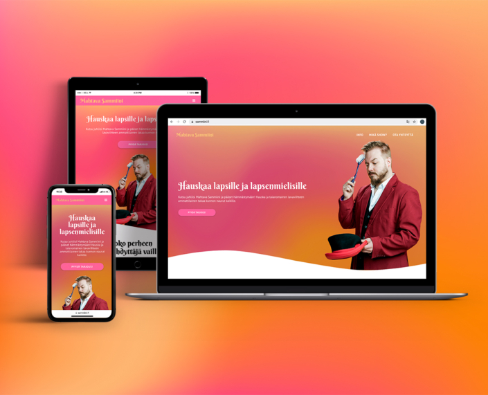 Kuvassa uudistuneet kotisivut Mahtavalle Sammiinille mallinnettuina kannettavan tietokoneen, tabletin ja kännykän ruuduille.