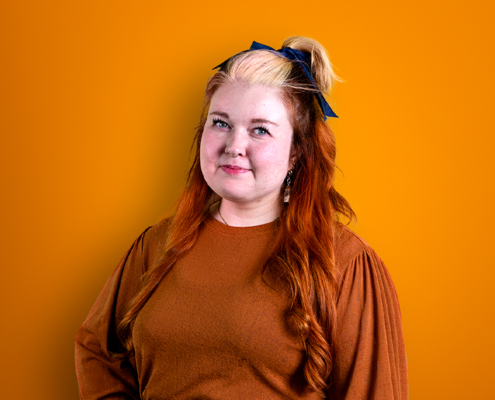 Valokuvassa Hanna-Riikka Sarjus